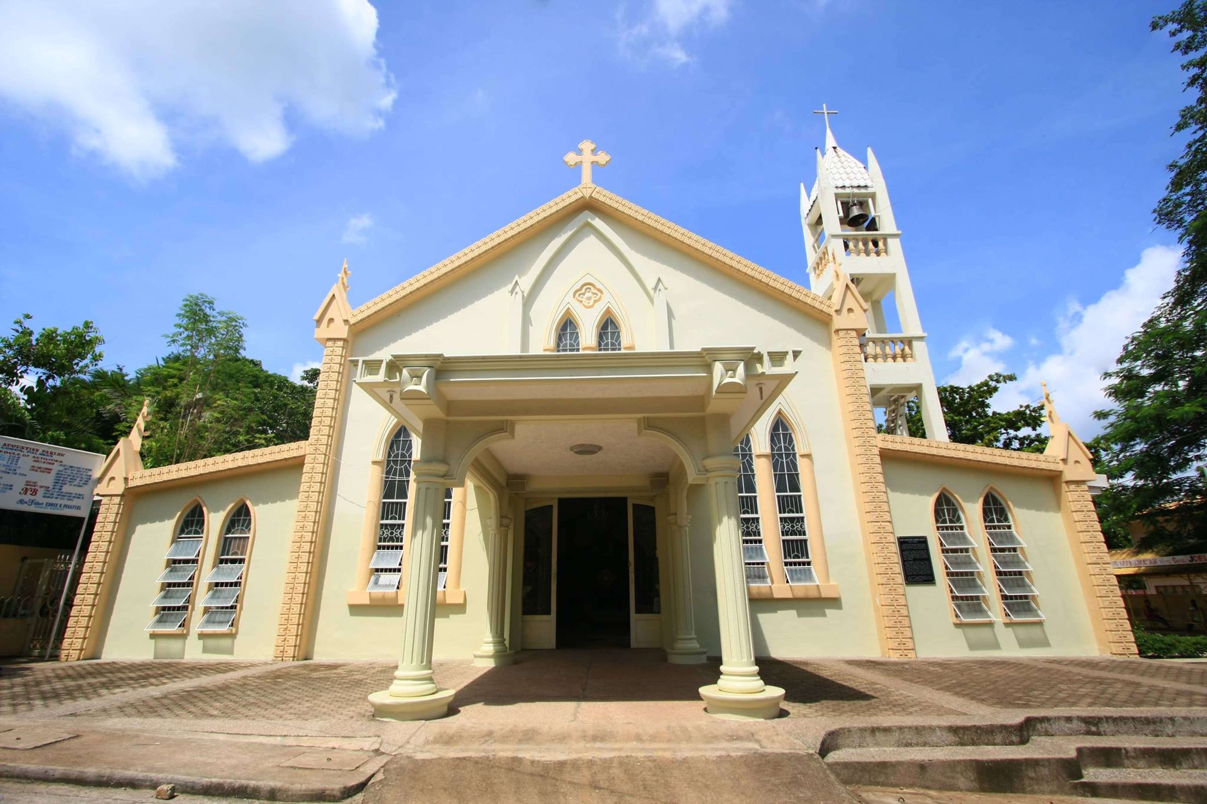 image-/resources/coron/4d3n-coron-tour-pax/church.avif1